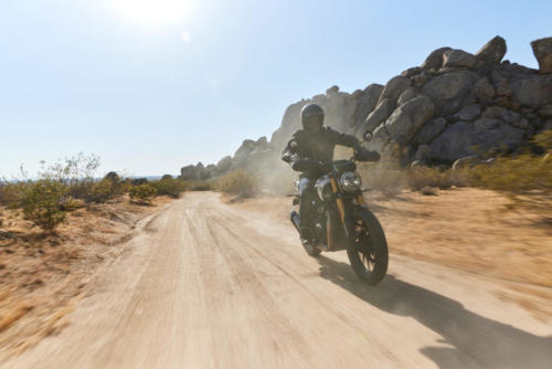 TH1_Scrambler 400X_MY24_7285_JP