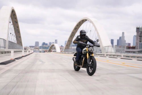 TH1_Scrambler 400X_MY24_8656_PB