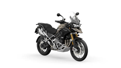 Tiger-1200-Rally-Pro_MY24_Matt-Sandstorm_Angle-RHS