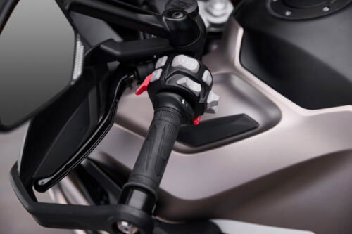 Tiger1200RallyExplorer_MY24_CW4I0481_GE