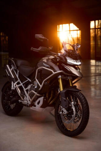 Tiger1200RallyExplorer_MY24_CW4I0828_GE