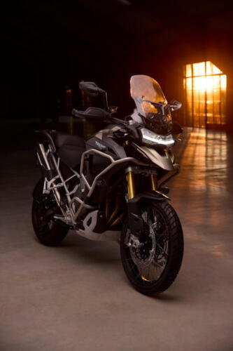 Tiger1200RallyExplorer_MY24_CW4I0852_GE
