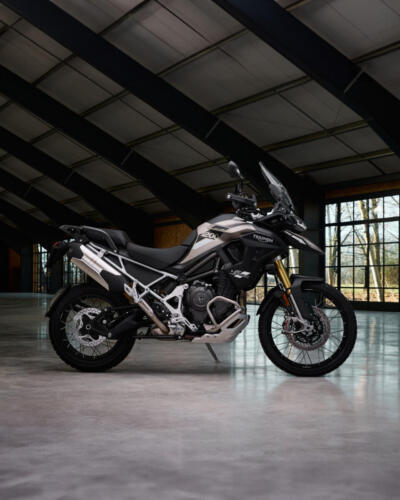 Tiger1200RallyPro_MY24_CW4I9015_GE-4X5