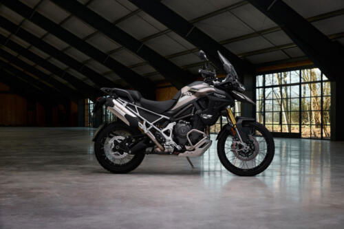 Tiger1200RallyPro_MY24_CW4I9015_GE