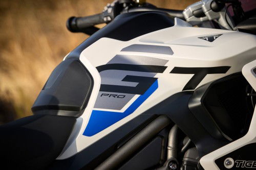 Tiger_1200_Alpine_Edition_MY26_CW4I8618_GE