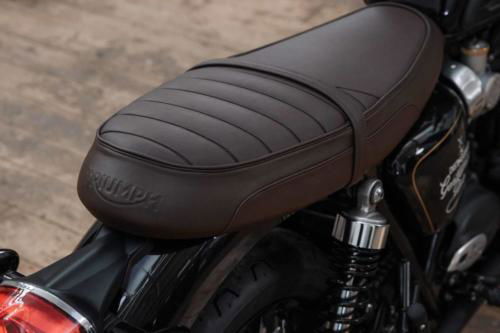 Triumph Bonneville T120 Black DGR Limited Edition (16)