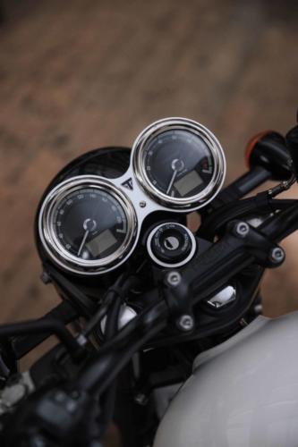 Triumph Bonneville T120 Black DGR Limited Edition (26)