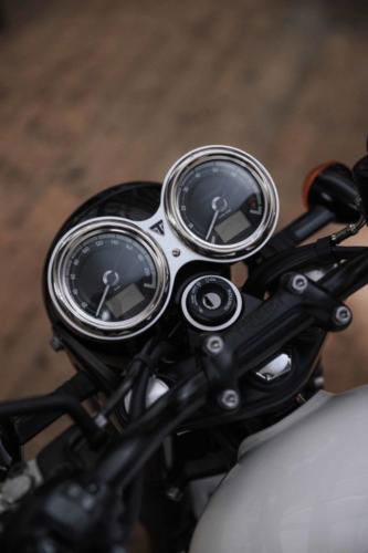 Triumph Bonneville T120 Black DGR Limited Edition (26)