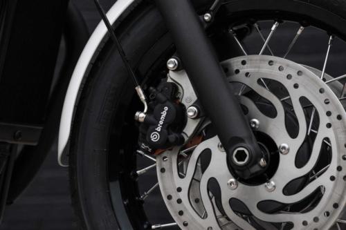 Triumph Bonneville T120 Black DGR Limited Edition (27)