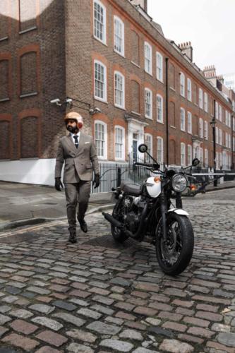 Triumph Bonneville T120 Black DGR Limited Edition (40)