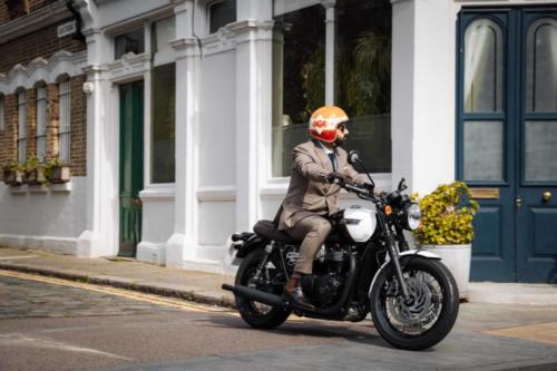 Triumph Bonneville T120 Black DGR Limited Edition (42)