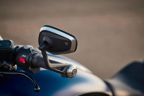 Triumph Rocket 3 R (13)