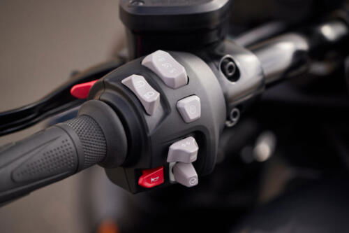 Triumph Rocket 3 R (28)