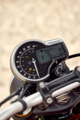 Triumph Speed 400 Details (14)