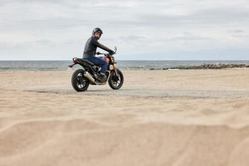 Triumph Speed 400 Dynamic (2)