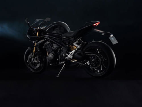 Triumph Speed Triple 1200 RR Bond Edition (12)