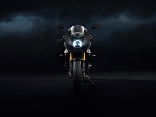 Triumph Speed Triple 1200 RR Bond Edition (14)