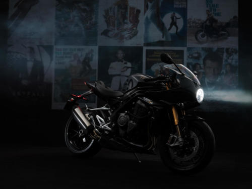Triumph Speed Triple 1200 RR Bond Edition (18)