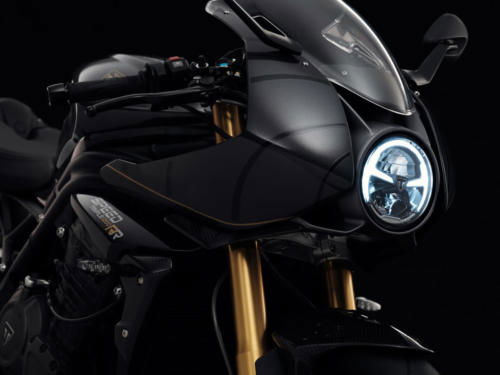 Triumph Speed Triple 1200 RR Bond Edition (4)