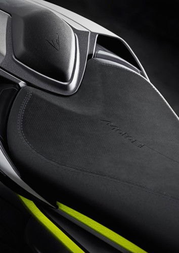 Triumph Street Triple Moto2 Edition (16)