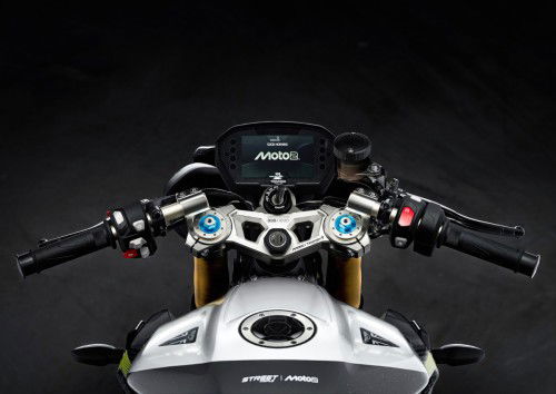 Triumph Street Triple Moto2 Edition (3)