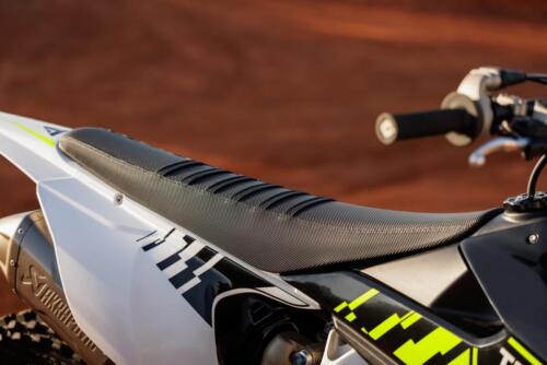 Triumph TF 250-X (4)