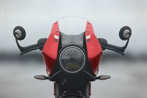 Triumph Thruxton 400 - 2026 (22)
