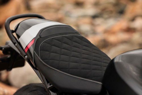 Triumph Thruxton 400 - 2026 (27)