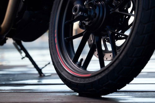 Triumph Tracker 400 - 2026 (22)