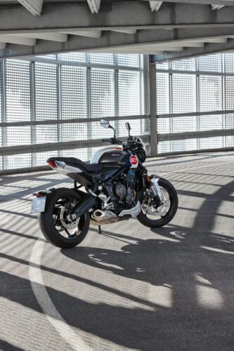 Triumph Trident 660 Triple Tribute Edition - 2024 (3)