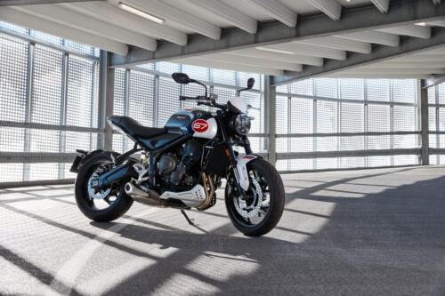 Triumph Trident 660 Triple Tribute Edition - 2024 (4)