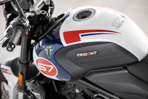 Triumph Trident 660 Triple Tribute Edition - 2024 (8)