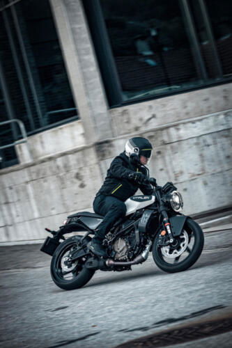 Vitpilen 125 2024 (6)