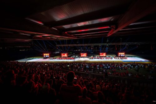 Nächtliches Panorama des beleuchteten Misano World Circuit während der Live the Legend Night der World Ducati Week 2026