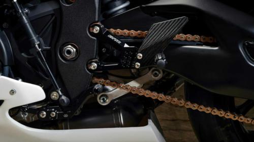 Yamaha R1 GYTR 2023 (10)