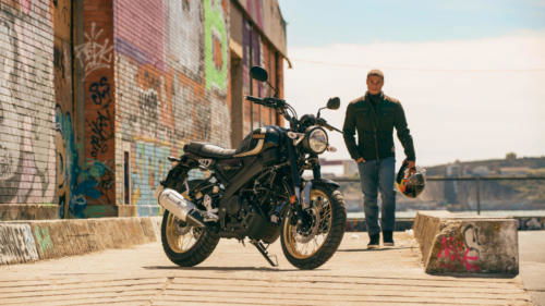 XSR125 Legacy Static