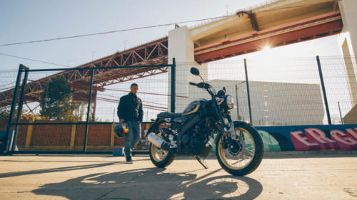 XSR125 Legacy Static