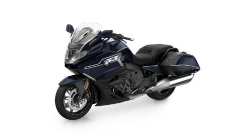 BMW K 1600 Bagger 2027 Edition II in Imperialblau metallic – Dreiviertel-Frontansicht im Studio