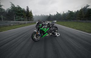 BMW M 1000 R Edition 100 Jahre Nürburgring 2027 – Dreiviertelansicht von vorn links in Nürburgring Grün auf der Nordschleife