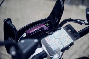 BMW R 12 2025 – Cockpit mit Rundinstrument und Navi, Schwarz