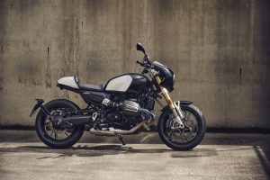BMW R 12 nineT 2025 – Seitenansicht rechts, Schwarz