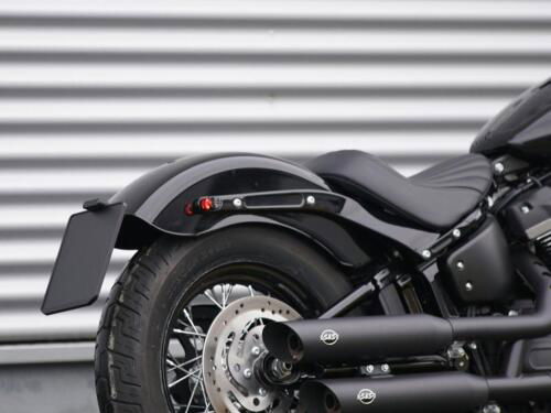 dsc01972-harley-street-bob-2018-kennzeichenhalter-mittig_49f3a4802a813a5d63230ca8eaf77208_300dpi