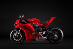Ducati Panigale V4 2027 – in Ducati-Rot, Seitenansicht links im dunklen Studio mit Showa-Gabel und Aluminiumfelgen