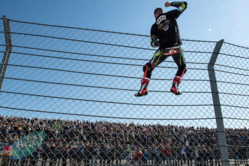 hi_R11_Magny_Cours_WorldSBK_2018_Saturday_Rea_Champion_DSC8471_copia_2