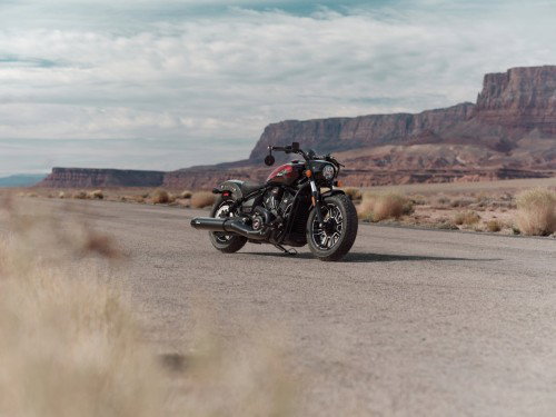 indian-2026-scout-bobber-125th-01-dreiviertel-vorne