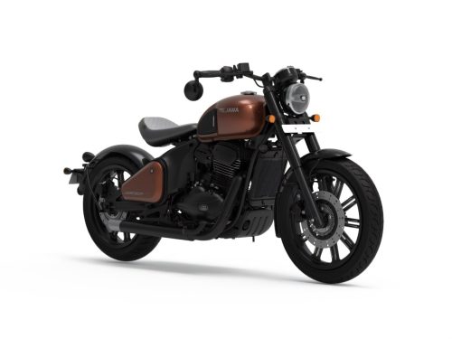 Jawa All Stars 42 Bobber 2026 in Mystic Copper - Seitenansicht mit kupferfarben lackiertem Tank auf weissem Studiohintergrund