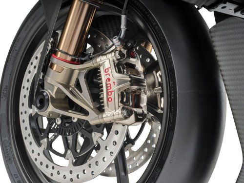 KTM 1390 Super Duke RR Track 2026 – Heckansicht im Studio ohne Kennzeichenhalter und ohne Heckbürzel