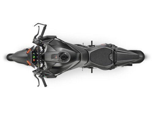 KTM 1390 Super Duke RR Track 2026 – Seitenansicht im Studio mit unverkleidetem Heck und sichtbarem WP-Pro-Components-8750-Federbein