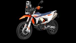 KTM 690 Rally 2027 – Studioaufnahme von vorn links im 45-Grad-Winkel mit Rally-Tower, Windschild und WP-Gabel