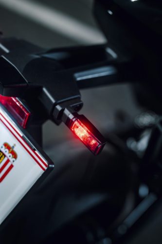 KTM 790 Duke 2027 – Detailaufnahme des LED-Rücklichts